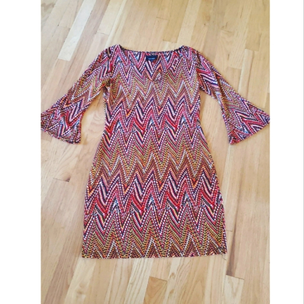 Snap Zip Zag Long Sleeve dress - Missoni style